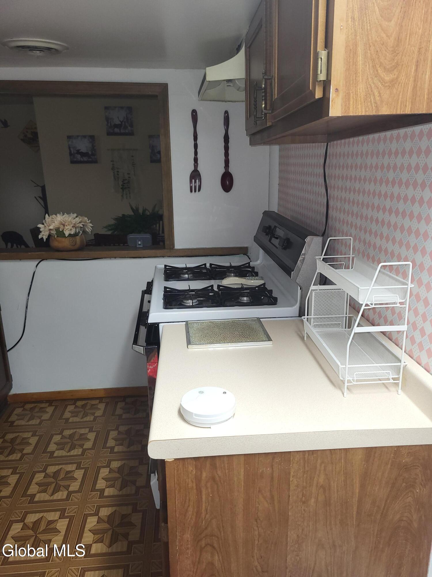 5 Ballina Street Troy NY 12180