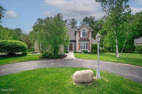 27 Arrowhead Road Saratoga Springs NY 12866