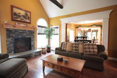 27 Arrowhead Road Saratoga Springs NY 12866