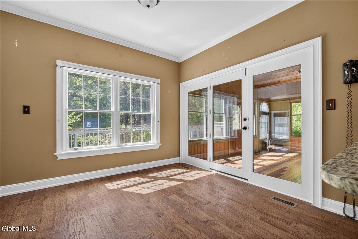 27 Arrowhead Road Saratoga Springs NY 12866