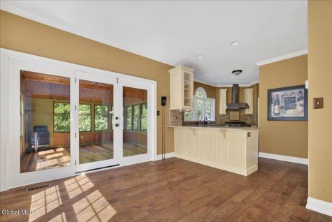 27 Arrowhead Road Saratoga Springs NY 12866
