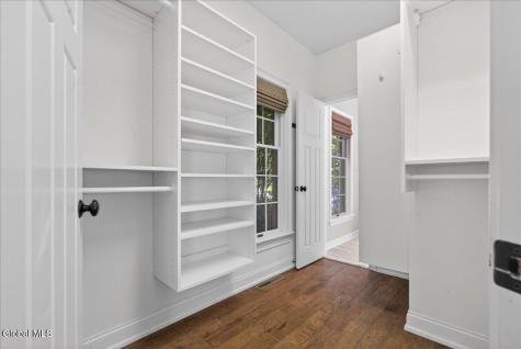 27 Arrowhead Road Saratoga Springs NY 12866
