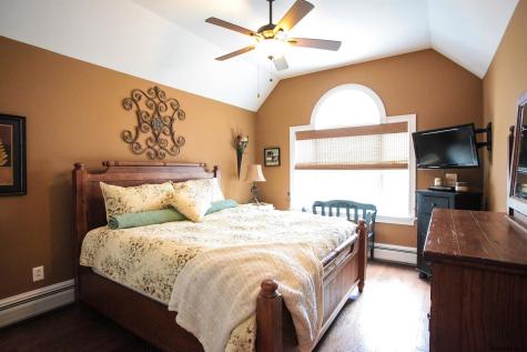 27 Arrowhead Road Saratoga Springs NY 12866