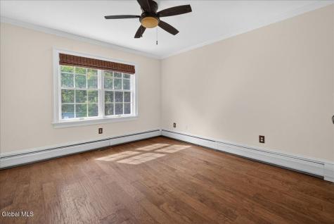 27 Arrowhead Road Saratoga Springs NY 12866