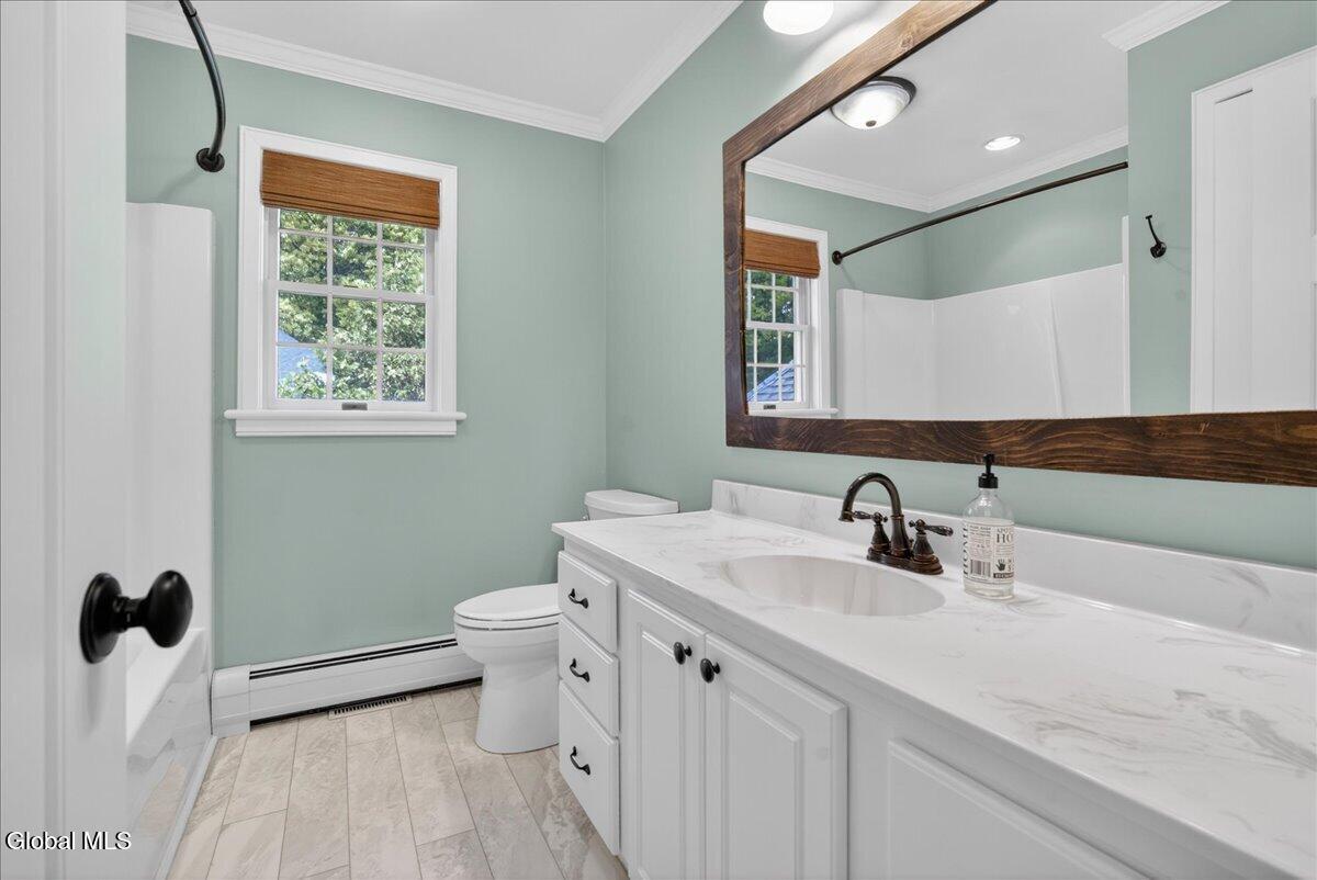 27 Arrowhead Road Saratoga Springs NY 12866