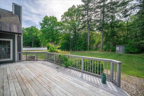 27 Arrowhead Road Saratoga Springs NY 12866
