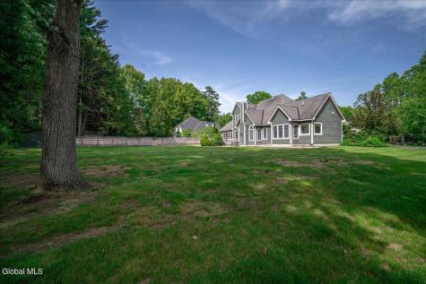 27 Arrowhead Road Saratoga Springs NY 12866