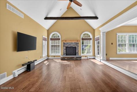 27 Arrowhead Road Saratoga Springs NY 12866