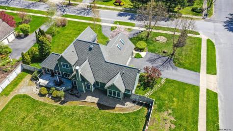 27 Arrowhead Road Saratoga Springs NY 12866