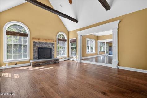 27 Arrowhead Road Saratoga Springs NY 12866