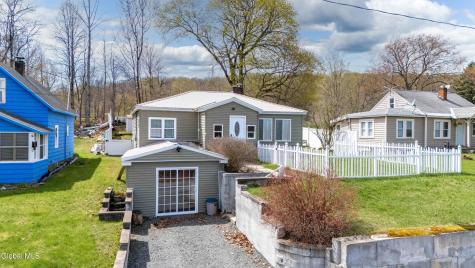 165 County Highway 123 Mayfield NY 12117