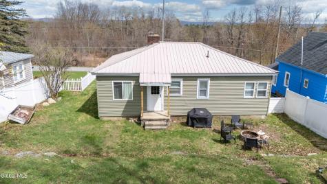 165 County Highway 123 Mayfield NY 12117