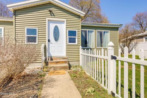 165 County Highway 123 Mayfield NY 12117