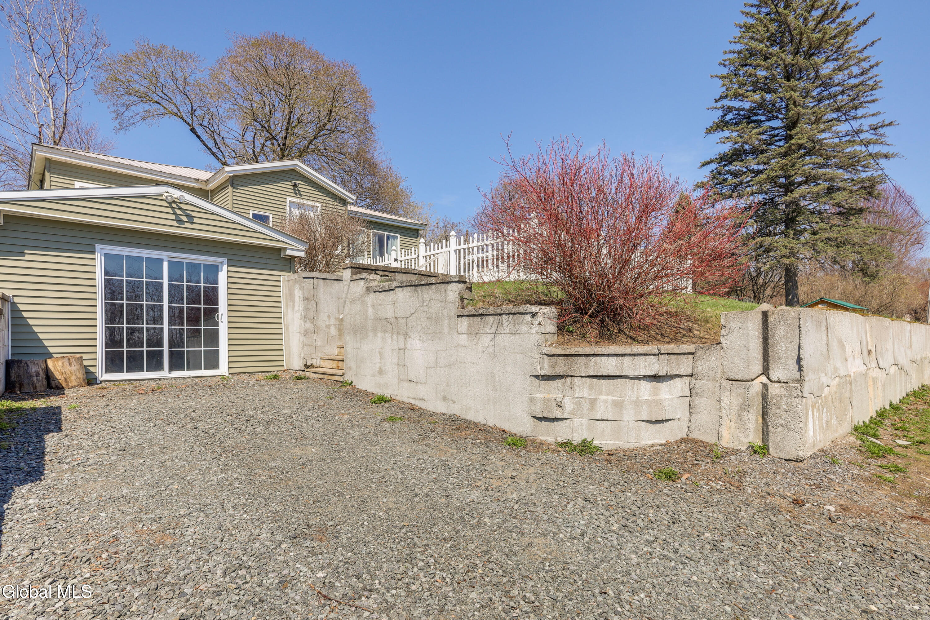 165 County Highway 123 Mayfield NY 12117