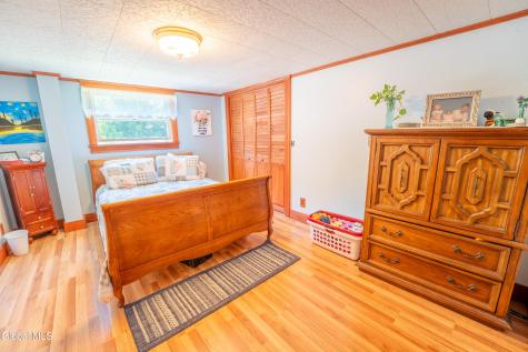 42 Franklin Street Gloversville NY 12078