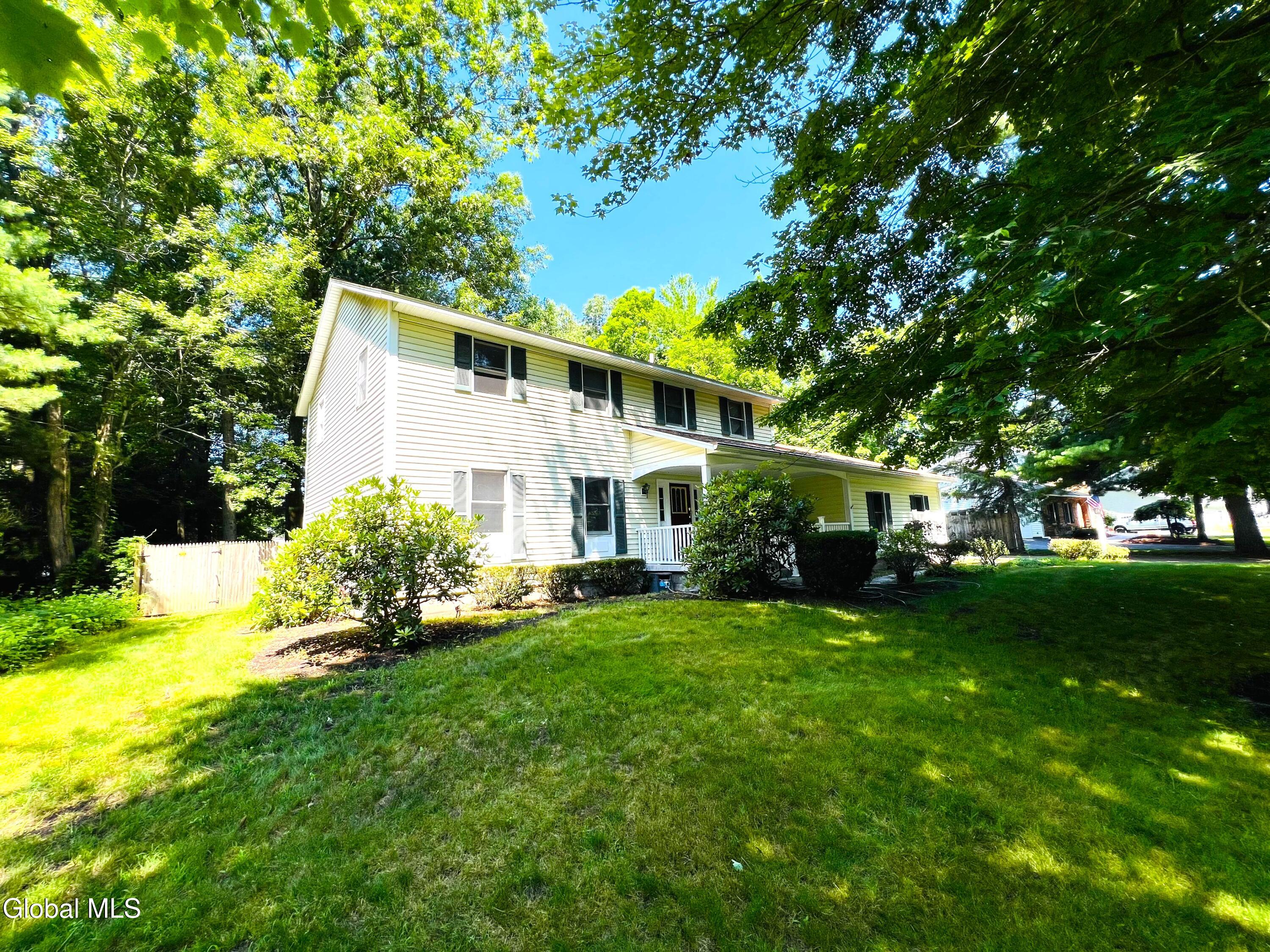 7 Woods Way Clifton Park NY 12065