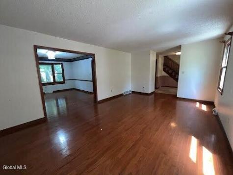 7 Woods Way Clifton Park NY 12065
