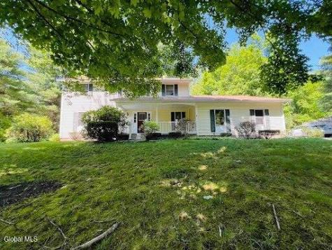 7 Woods Way Clifton Park NY 12065
