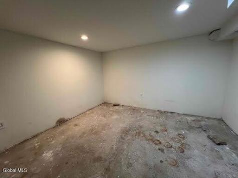 7 Woods Way Clifton Park NY 12065