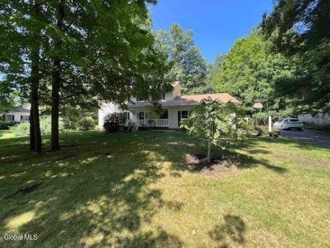 7 Woods Way Clifton Park NY 12065