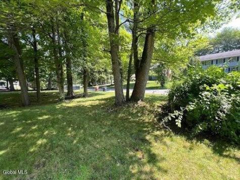 7 Woods Way Clifton Park NY 12065
