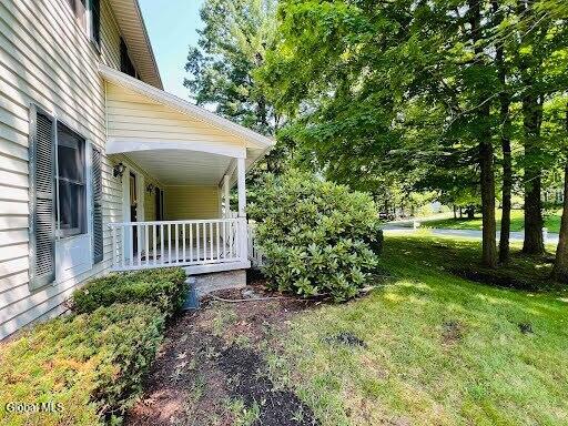 7 Woods Way Clifton Park NY 12065