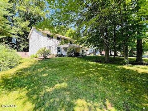 7 Woods Way Clifton Park NY 12065