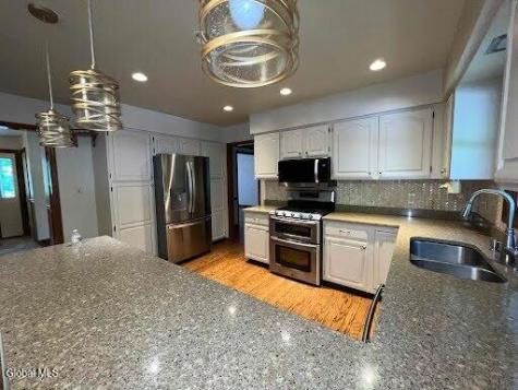 7 Woods Way Clifton Park NY 12065