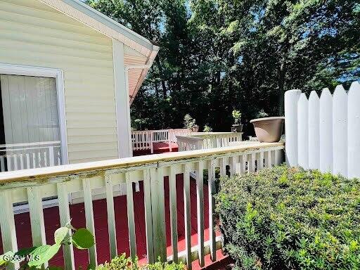 7 Woods Way Clifton Park NY 12065