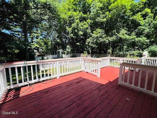 7 Woods Way Clifton Park NY 12065