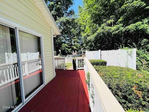 7 Woods Way Clifton Park NY 12065