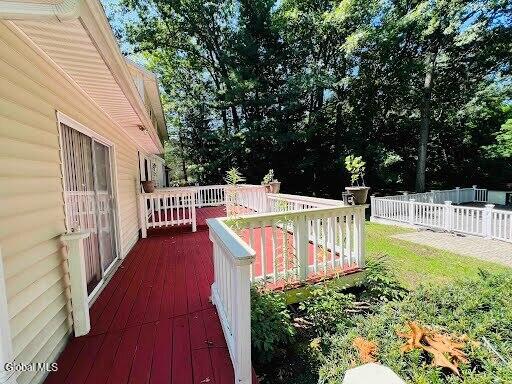 7 Woods Way Clifton Park NY 12065