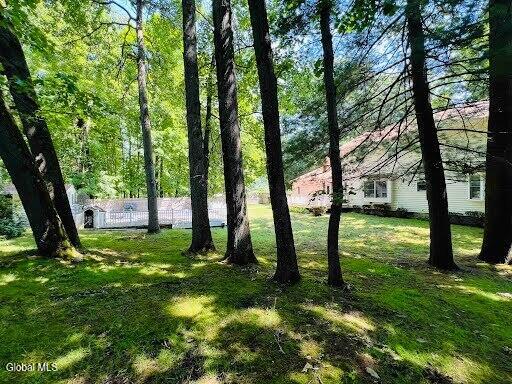 7 Woods Way Clifton Park NY 12065