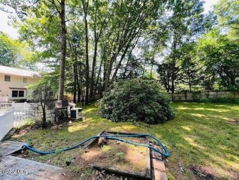 7 Woods Way Clifton Park NY 12065