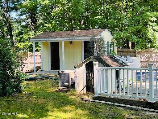 7 Woods Way Clifton Park NY 12065
