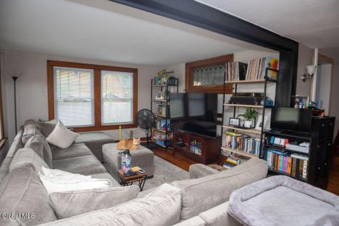 338 Riverbend Road Troy NY 12182