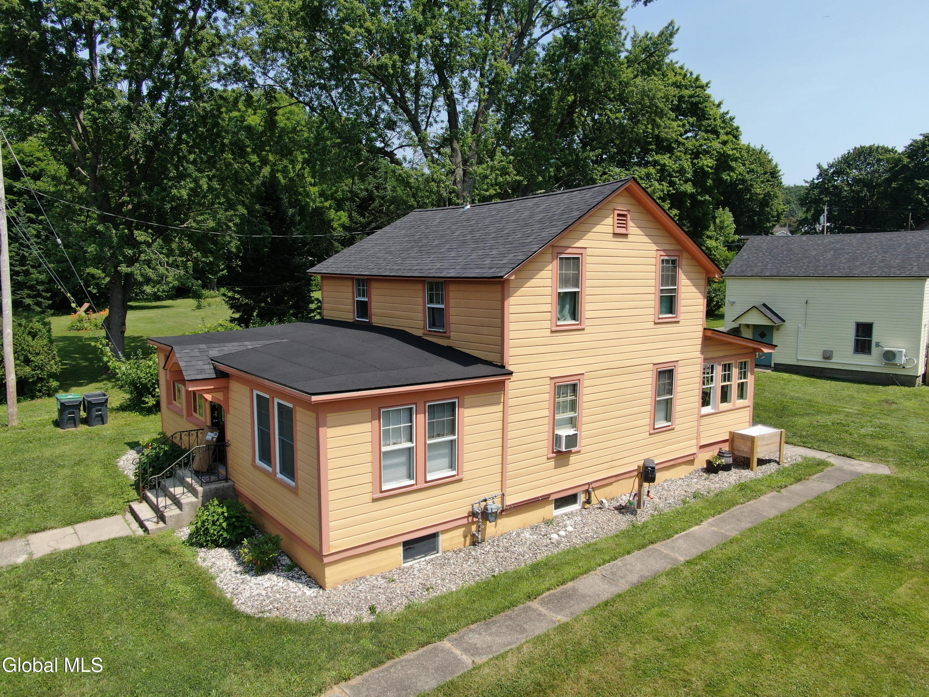 338 Riverbend Road Troy NY 12182