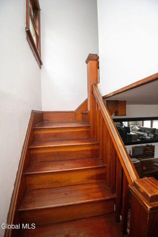 338 Riverbend Road Troy NY 12182