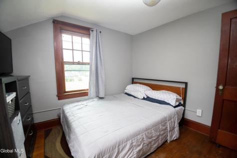 338 Riverbend Road Troy NY 12182