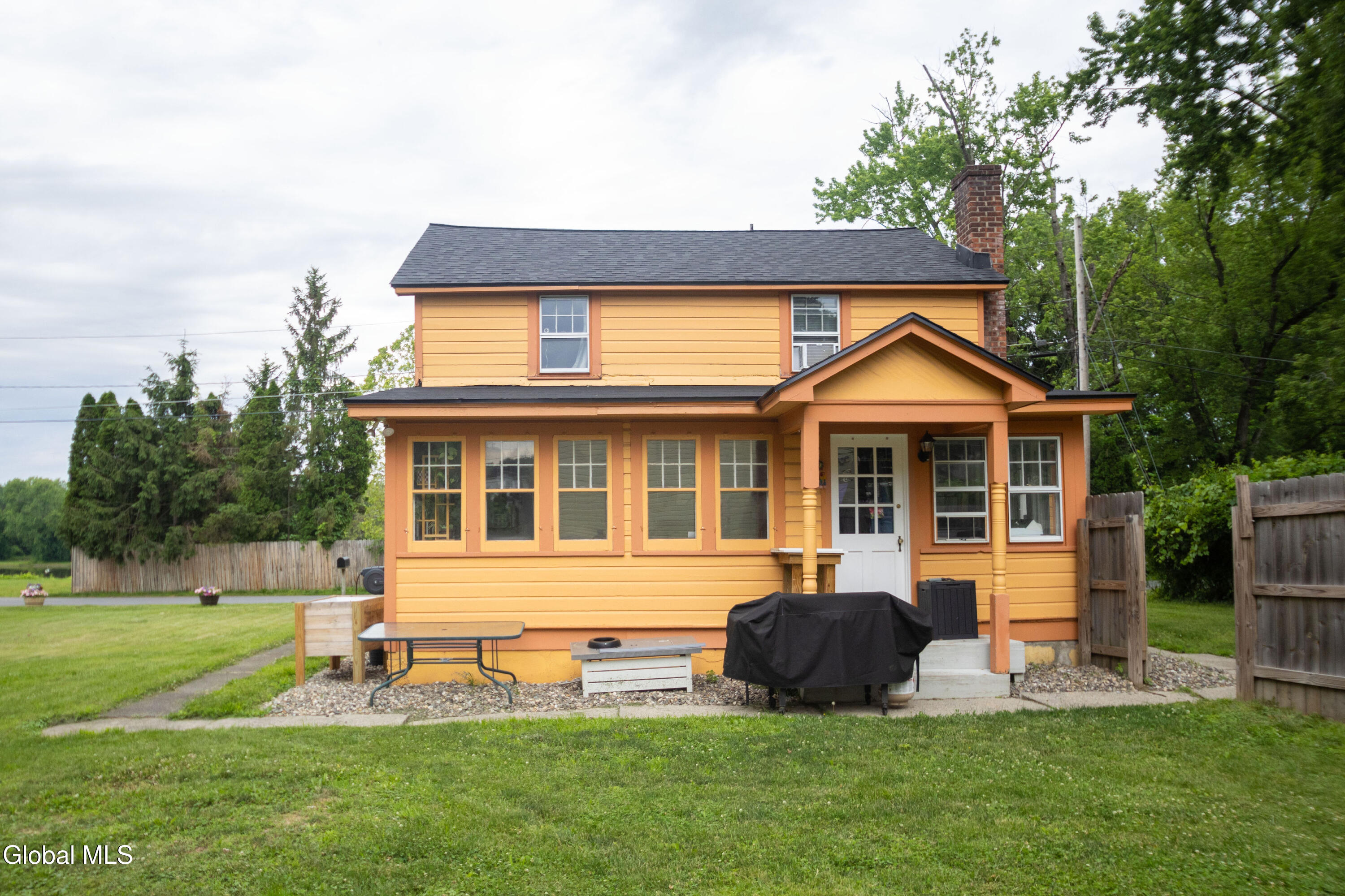 338 Riverbend Road Troy NY 12182