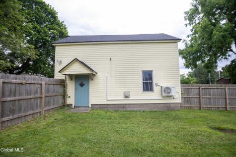 338 Riverbend Road Troy NY 12182