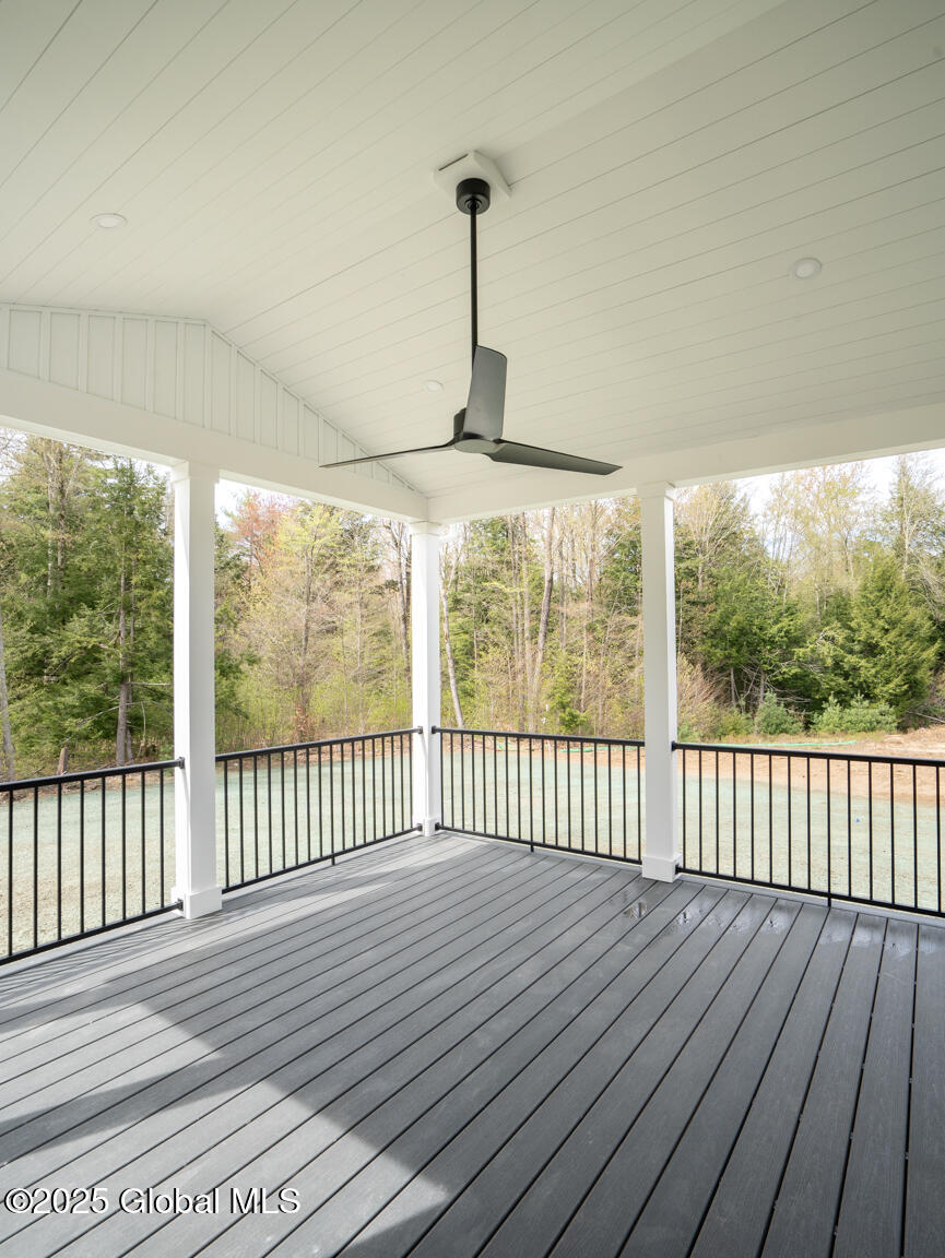 12 Glenridge Road Ballston Lake NY 12019