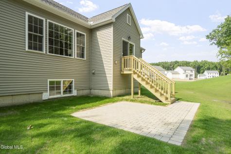 16 Mackenna Court Ballston Lake NY 12019