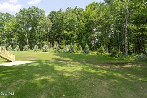 16 Mackenna Court Ballston Lake NY 12019