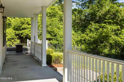 206 N Lake Avenue Troy NY 12180
