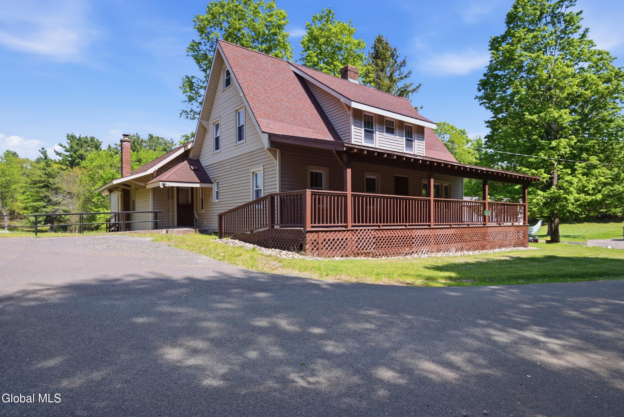 4 Tyler Way West Sand Lake NY 12196
