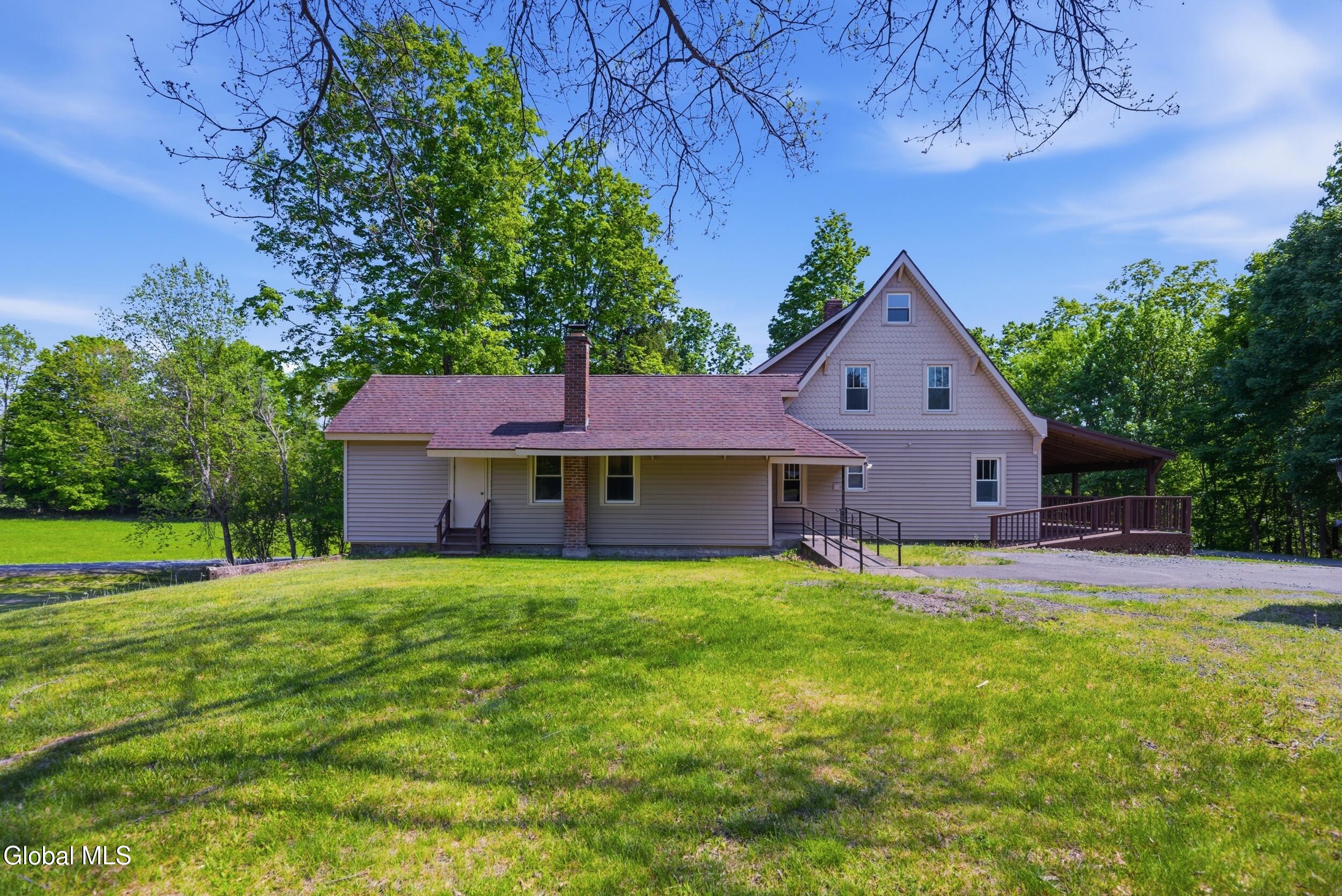 4 Tyler Way West Sand Lake NY 12196