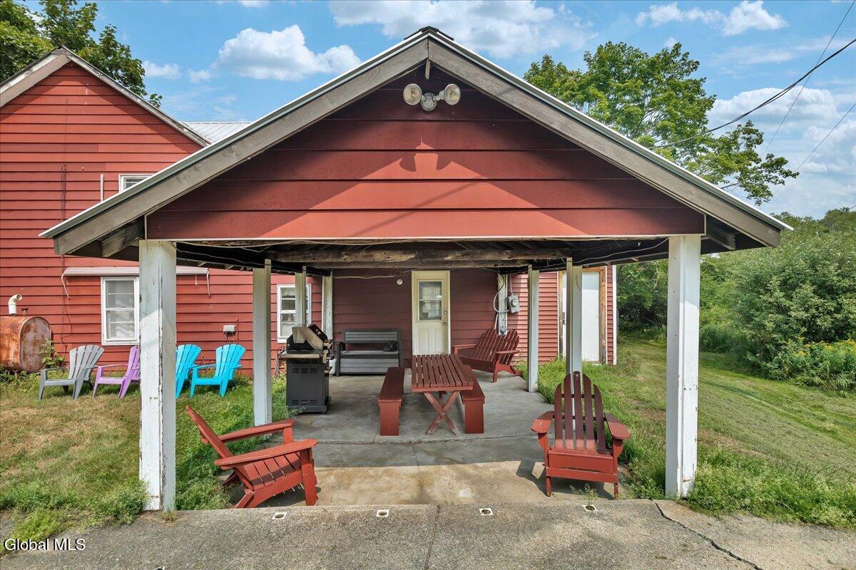 2140 Ny-8 Johnsburg NY 12843