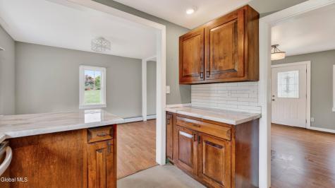 422 Vandenburgh Point Road Gloversville NY 12078