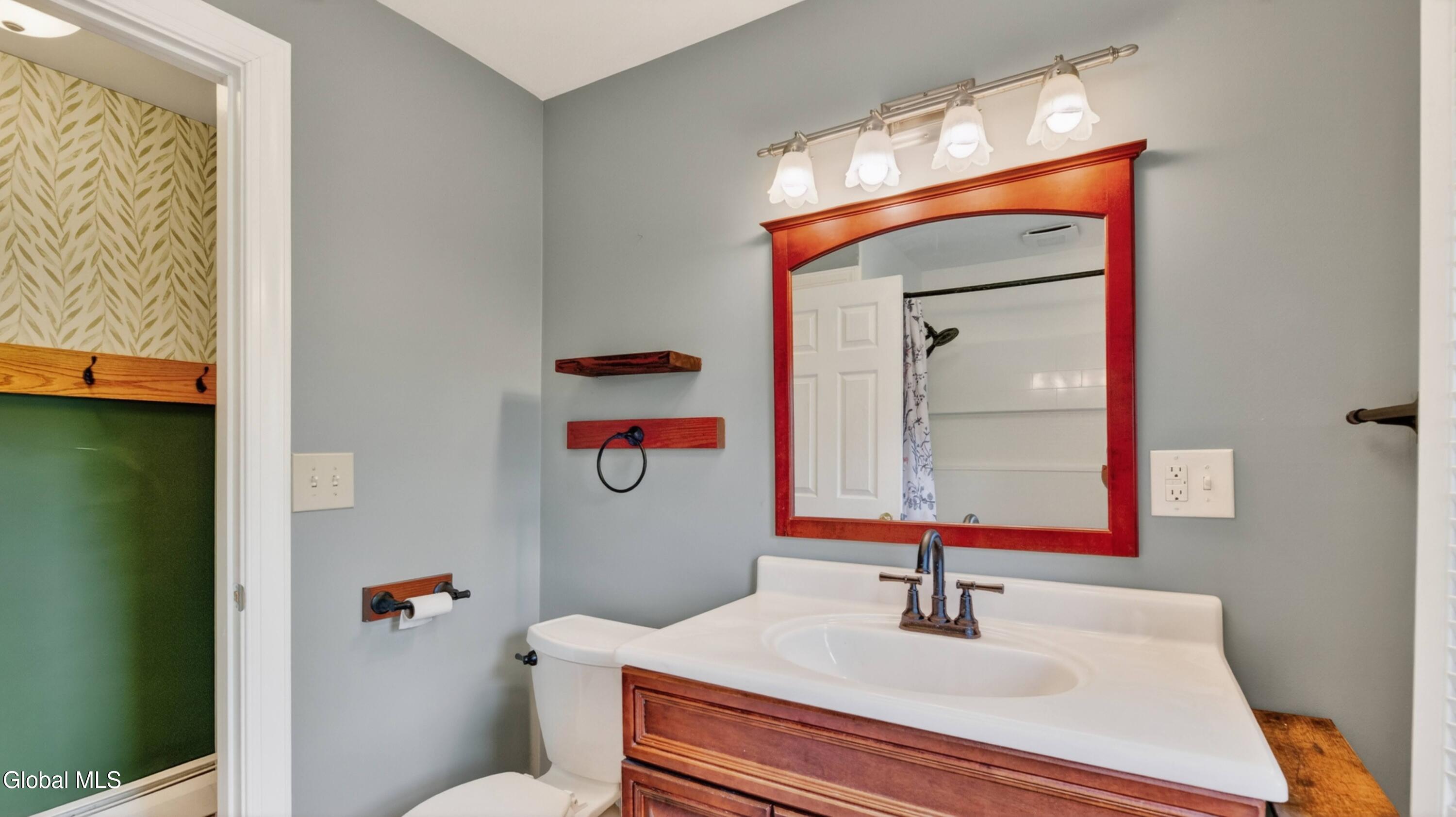 422 Vandenburgh Point Road Gloversville NY 12078